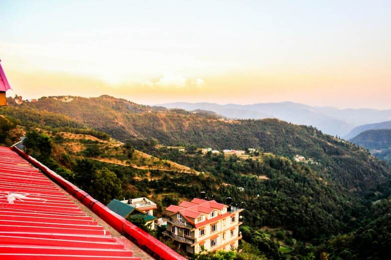 Hotel Jade Vine Resort