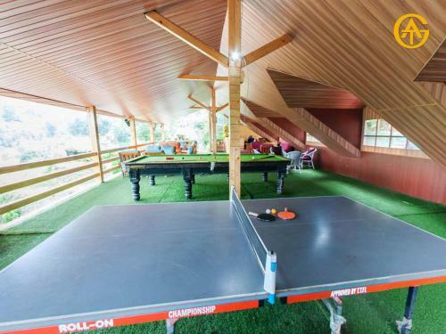 Hotel Tag Resorts Oakwood Hamlet Shoghi