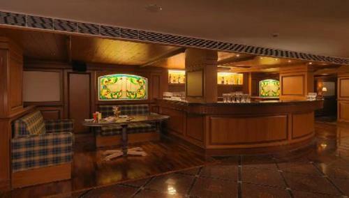 Hotel Royal Orchid Central, Shimoga