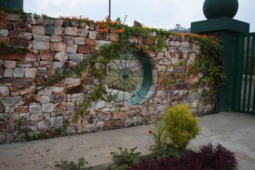Hotel Sunshine Farms And Resort