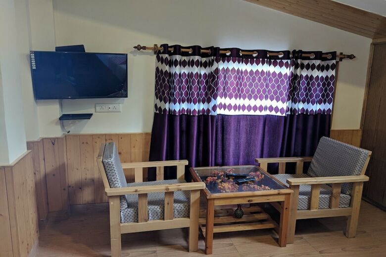 Hotel Oyo 24399 Mashobra Valley Resort