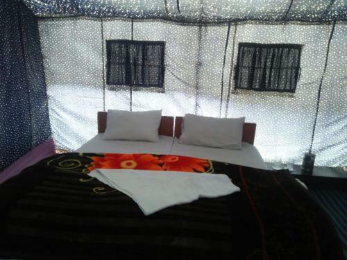 Hostal Tih Good Luck Guest House With Camps