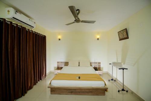 Lodge Shesha Kuteera