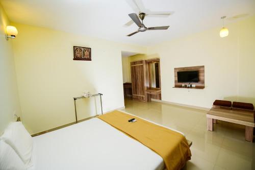 Lodge Shesha Kuteera