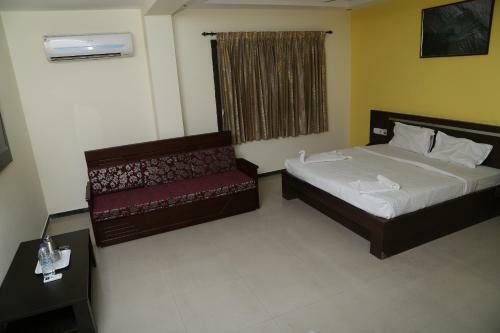 Lodge Landmaark Hotels