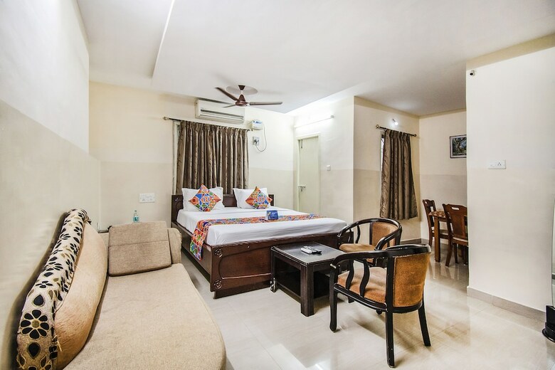 Fabhotel Aditya Yatri Nivas