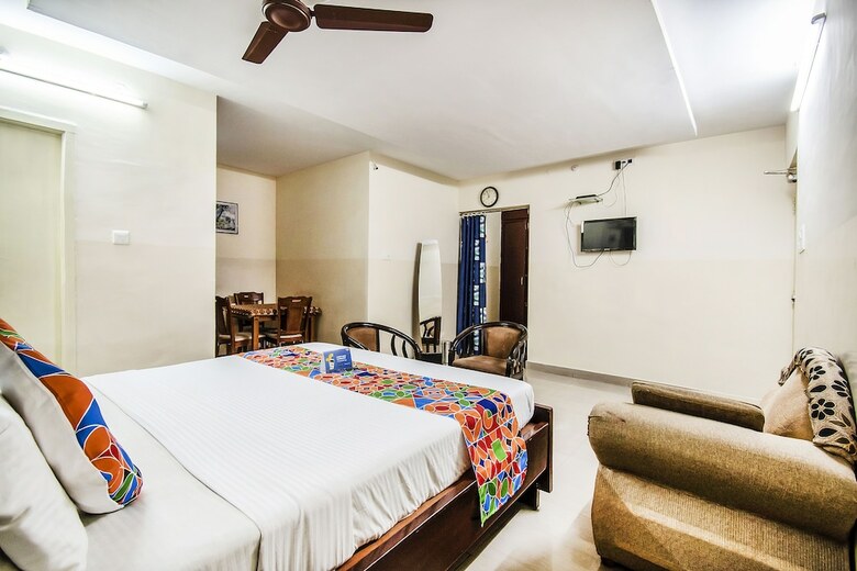 Fabhotel Aditya Yatri Nivas