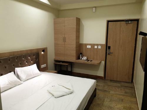 Hotel Amutham Residency
