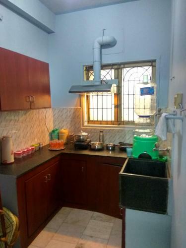 Adb Service Apartments