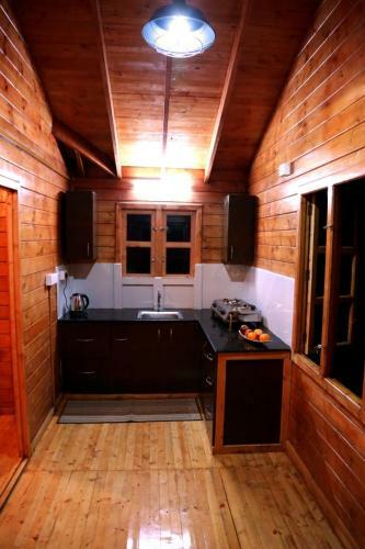 Hotel Lee Wood Villas