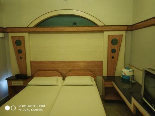 Hotel Krishna Lodge