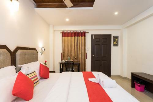 Hotel Enroute Thekkady