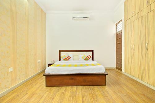 Graceful 3bhk Apartment In Udaipur