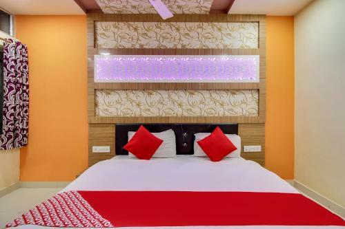 Oyo 35398 Hotel Pearl