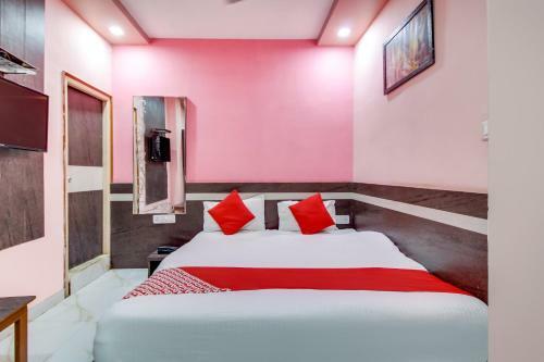 Oyo 35398 Hotel Pearl