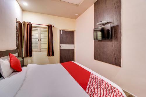 Oyo 35398 Hotel Pearl