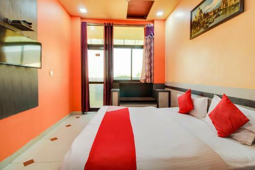 Oyo 35398 Hotel Pearl