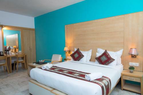 Hotel Gorbandh