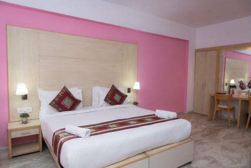 Hotel Gorbandh