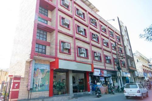 Hotel Gorbandh