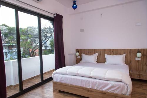 Strangers Hideaway Hostel