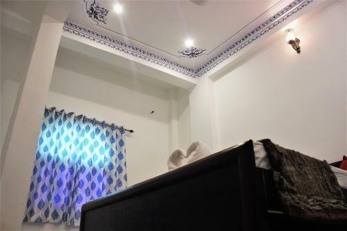 Hostal Rising Shemesh Home Stay