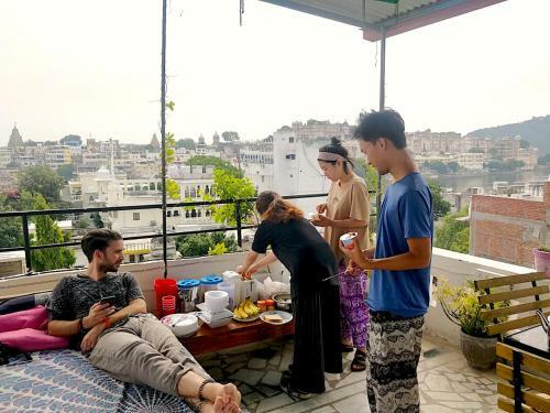 The Hostel Crawl