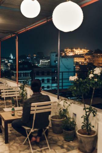 The Hostel Crawl