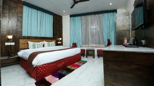 Hotel Gazebo Inn Resort Udaipur