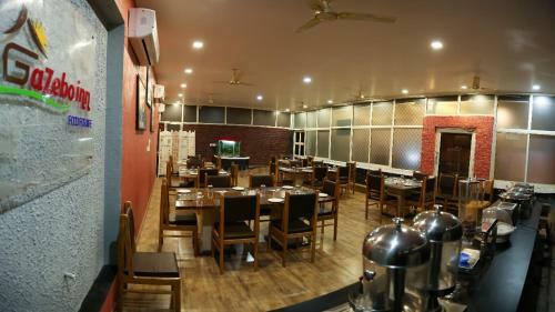 Hotel Gazebo Inn Resort Udaipur