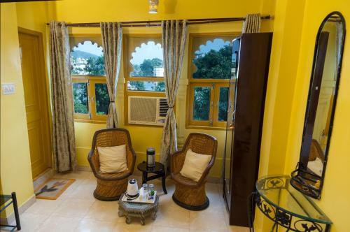 Hotel Backpacker Panda Udaipur