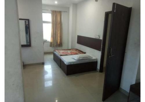 Budget Hotel Near Bus Stand