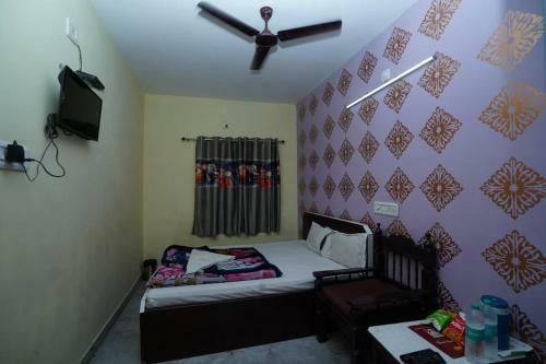 Hotel Gokul Palace