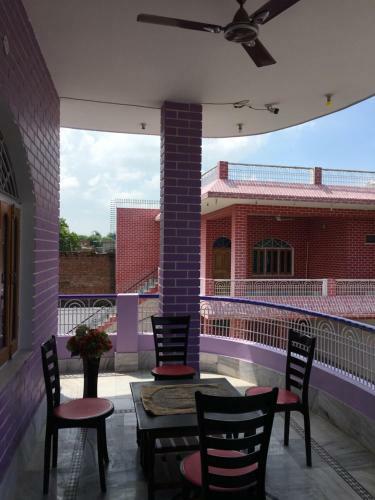 Hostal Srishti Shelter