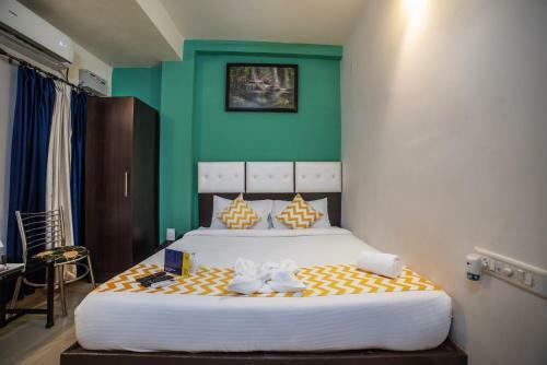 Hotel Yash Residency