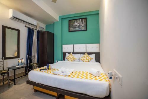 Hotel Yash Residency