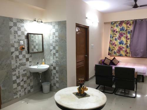 3 Bhk Ganges View Apartment