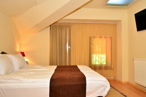 Hotel Maraya
