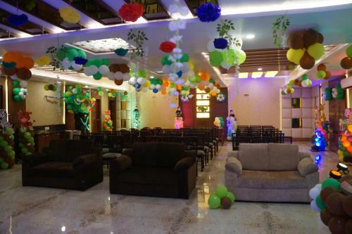 Hotel Shivoy Grand