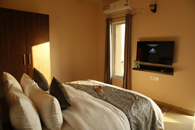 Hotel Anandam Clarks Inn Suites Vrindavan