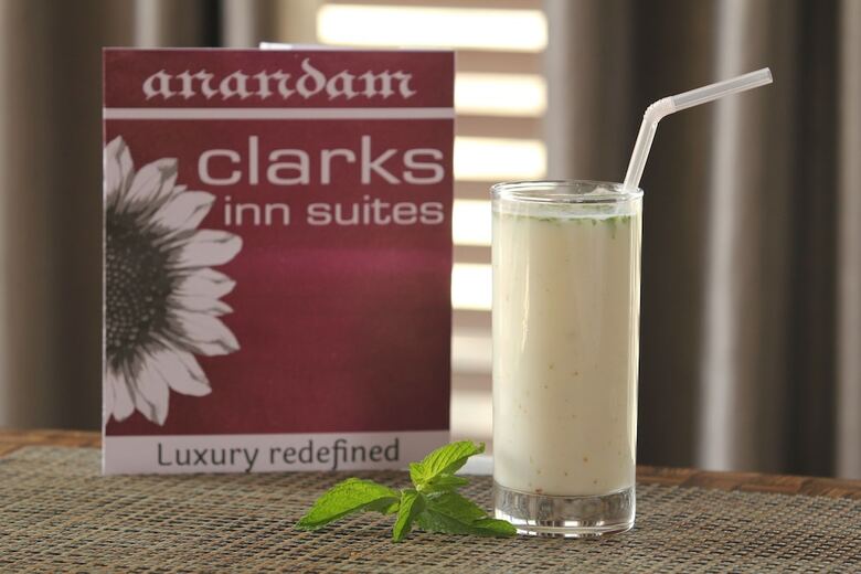 Hotel Anandam Clarks Inn Suites Vrindavan