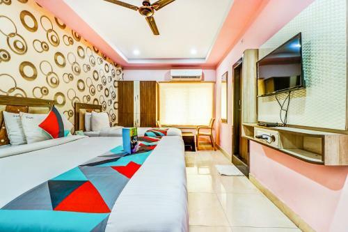 Hotel Fabexpress B Square