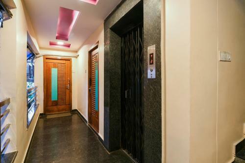 Hotel Oyo 22116 Savera Inn Lodge