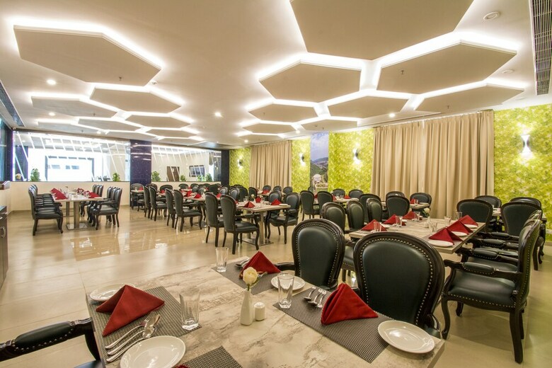 Mantris Hotel