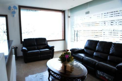 Lodge Suroor Tourist Home