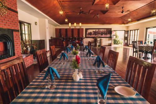Hotel Amritara Ambatty Greens Resort
