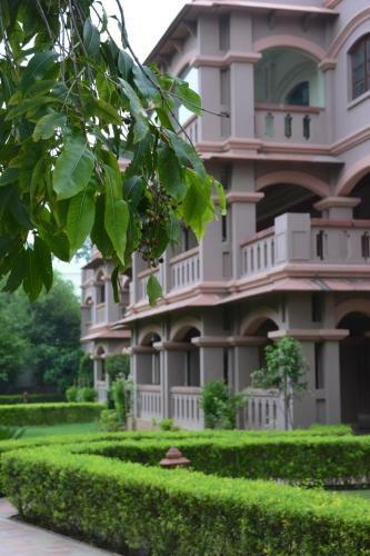 Hotel Mvt Guesthouse & Restaurant