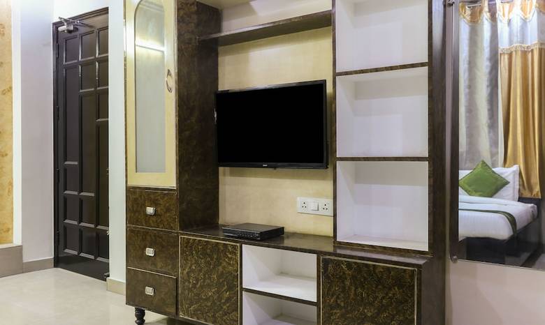 Hotel Treebo Trip Sswag 18 Expressway