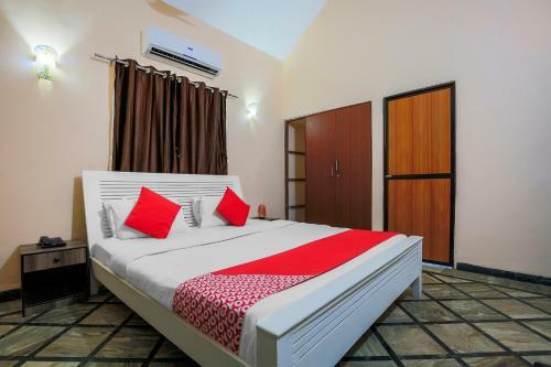 Hostal Tapasya Yoga And Resort