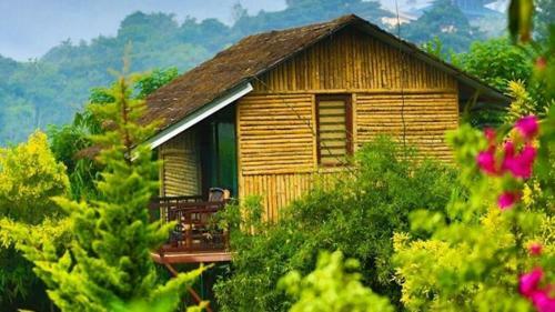 Hotel Koomankolly Resort